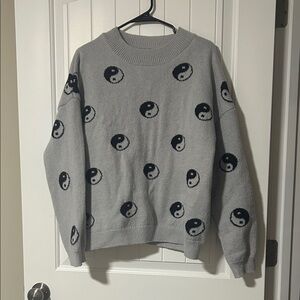 No Boundaries Gray and Black Yin Yang Sweater